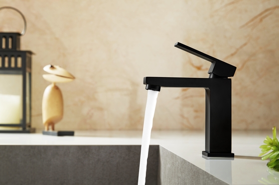 Robinet de lavabo noir mat à l'épreuve des empreintes digitales