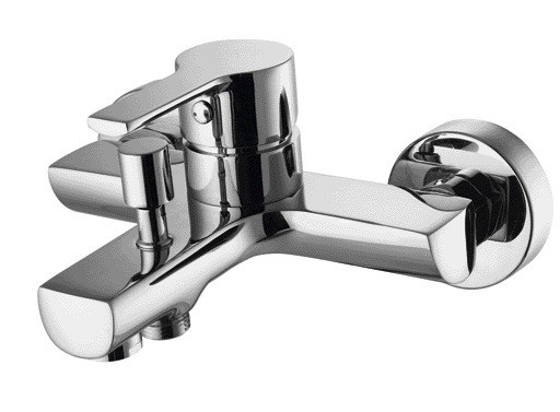 Mitigeur monocommande bain chromé sans douchette et sans support de douche
